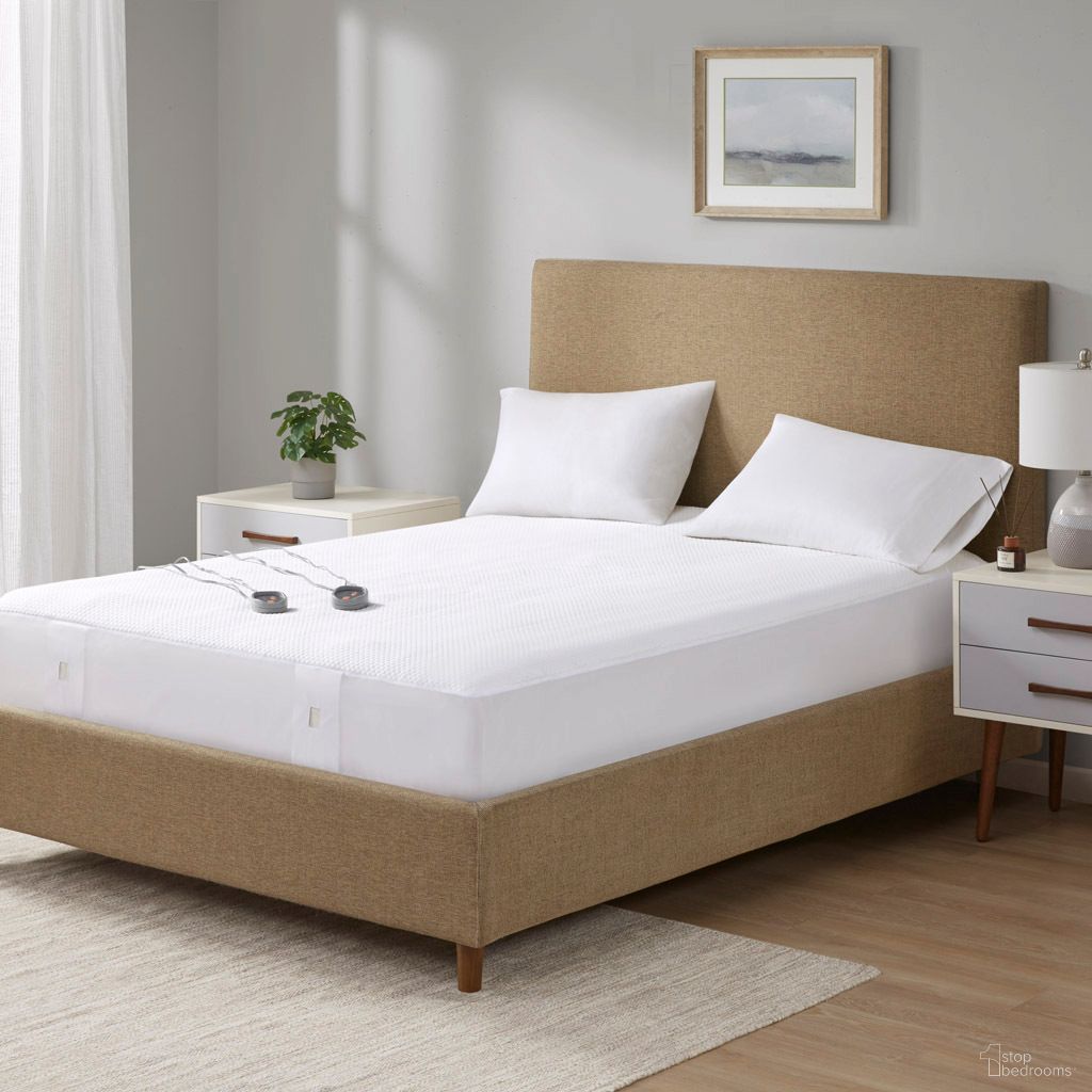 The appearance of Cool Touch Heated Queen Mattress Pad In White designed by Olliix in the transitional interior design. This white piece of furniture was selected by 1StopBedrooms from Cool Touch Collection to add a touch of cosiness and style into your home. Sku: BR55-4074. Material: Polyester. Bed Size: Queen. Mattress Size: Queen.