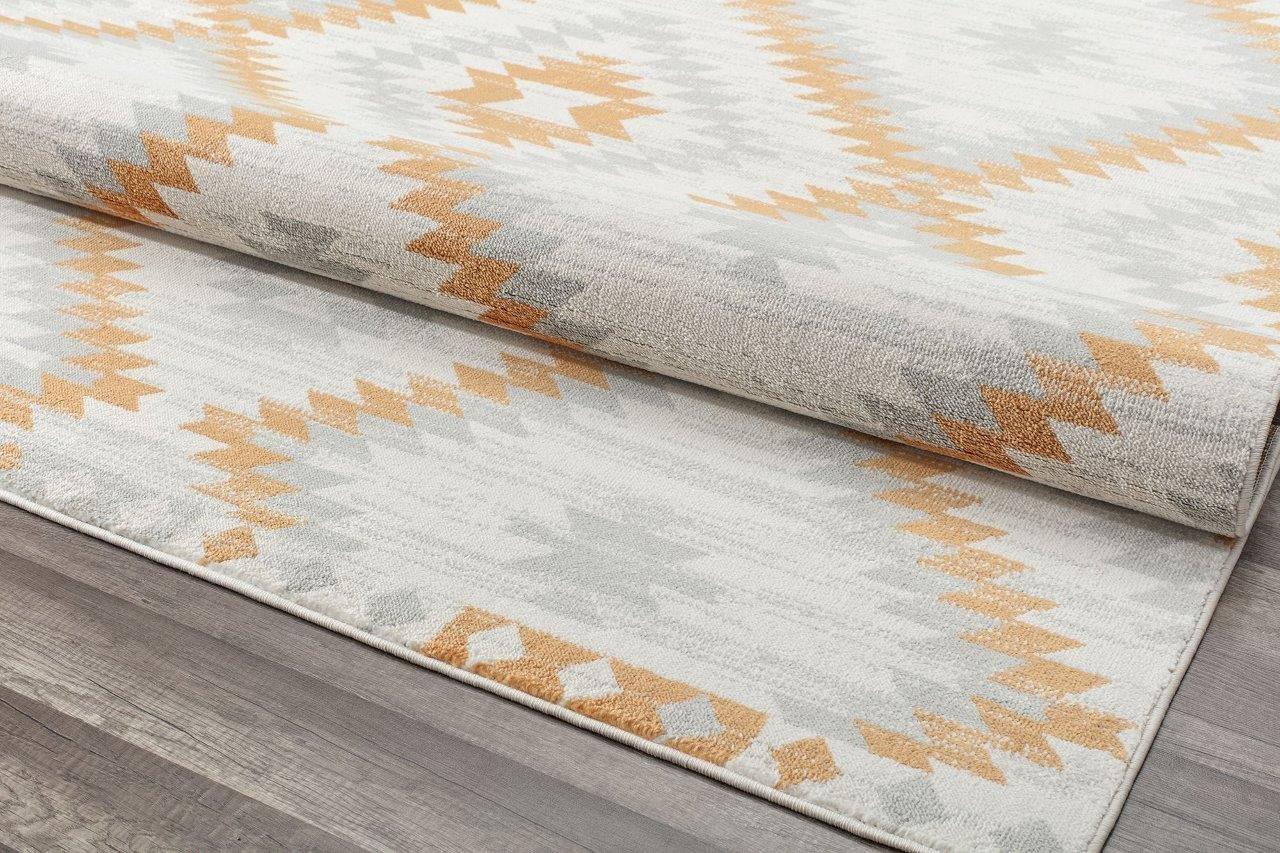 CosmoLiving By Cosmopolitan Soleil BR30M Golden Touch Tribal Moroccan