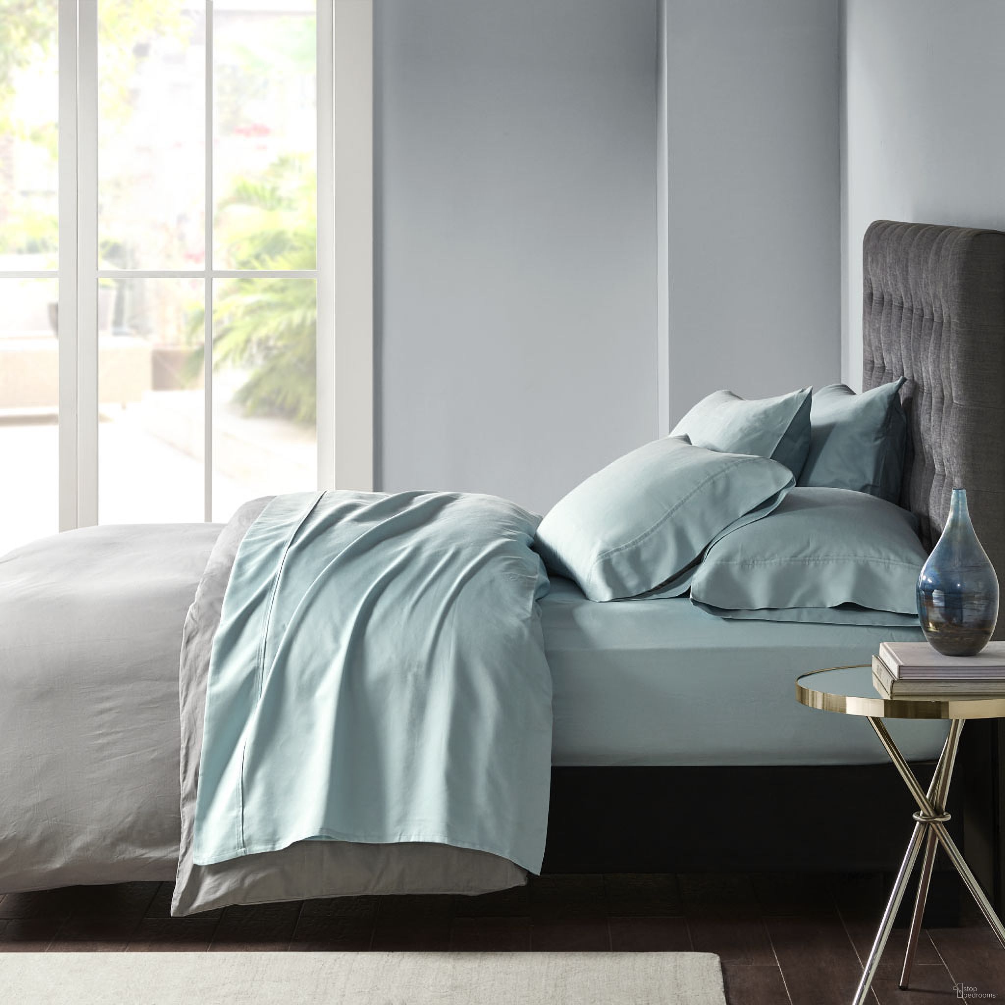 Cotton and Polyester 6 Piece Solid Queen Sheet Set In Aqua