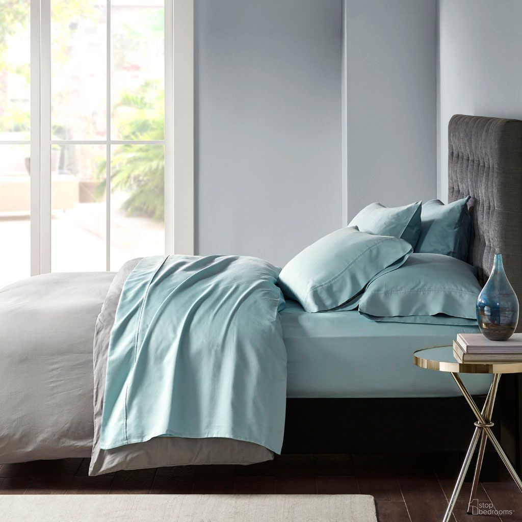 Cotton and Polyester 6 Piece Solid King Sheet Set In Aqua
