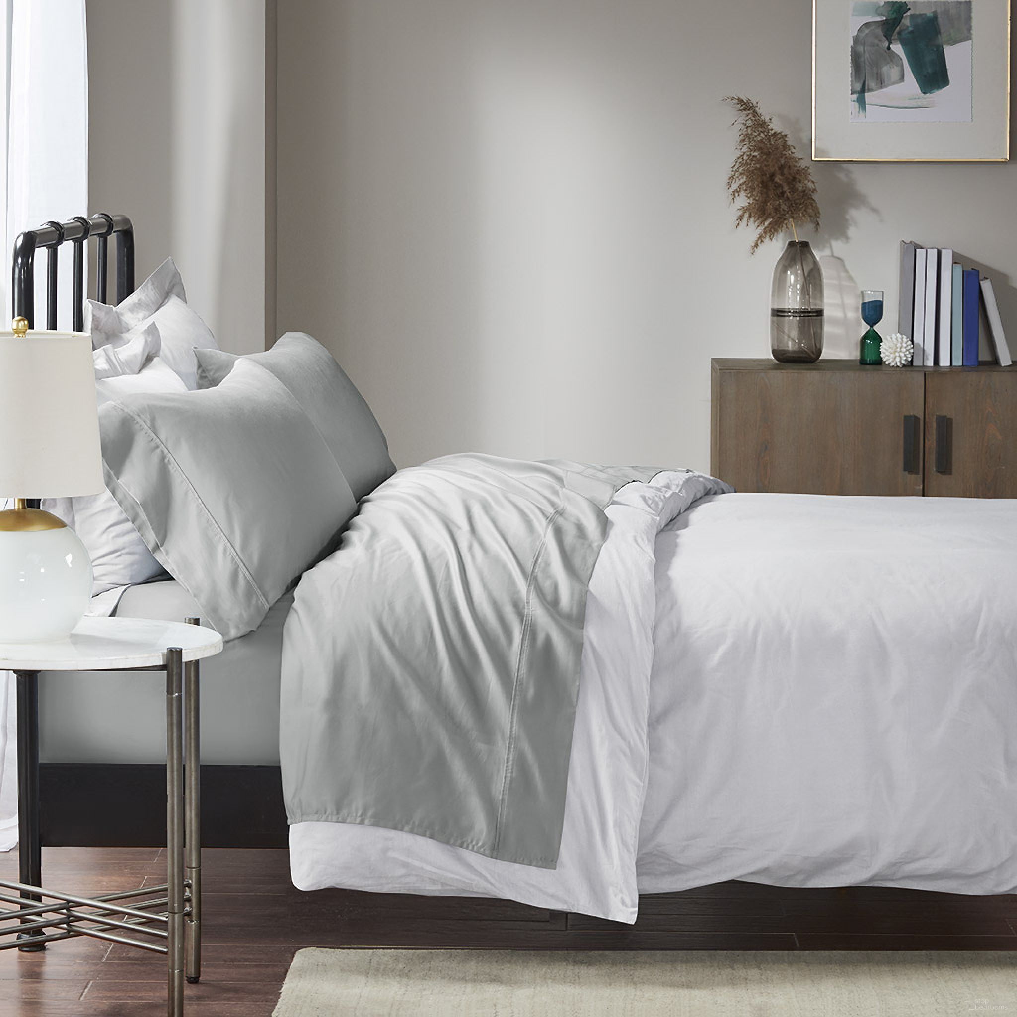The appearance of Cotton And Polyester Solid 4 Piece King Sheet Set In Grey designed by Olliix in the transitional interior design. This grey piece of furniture was selected by 1StopBedrooms from 1500 Thread Count Collection to add a touch of cosiness and style into your home. Sku: MP20-4851. Material: Polyester. Bed Size: King.