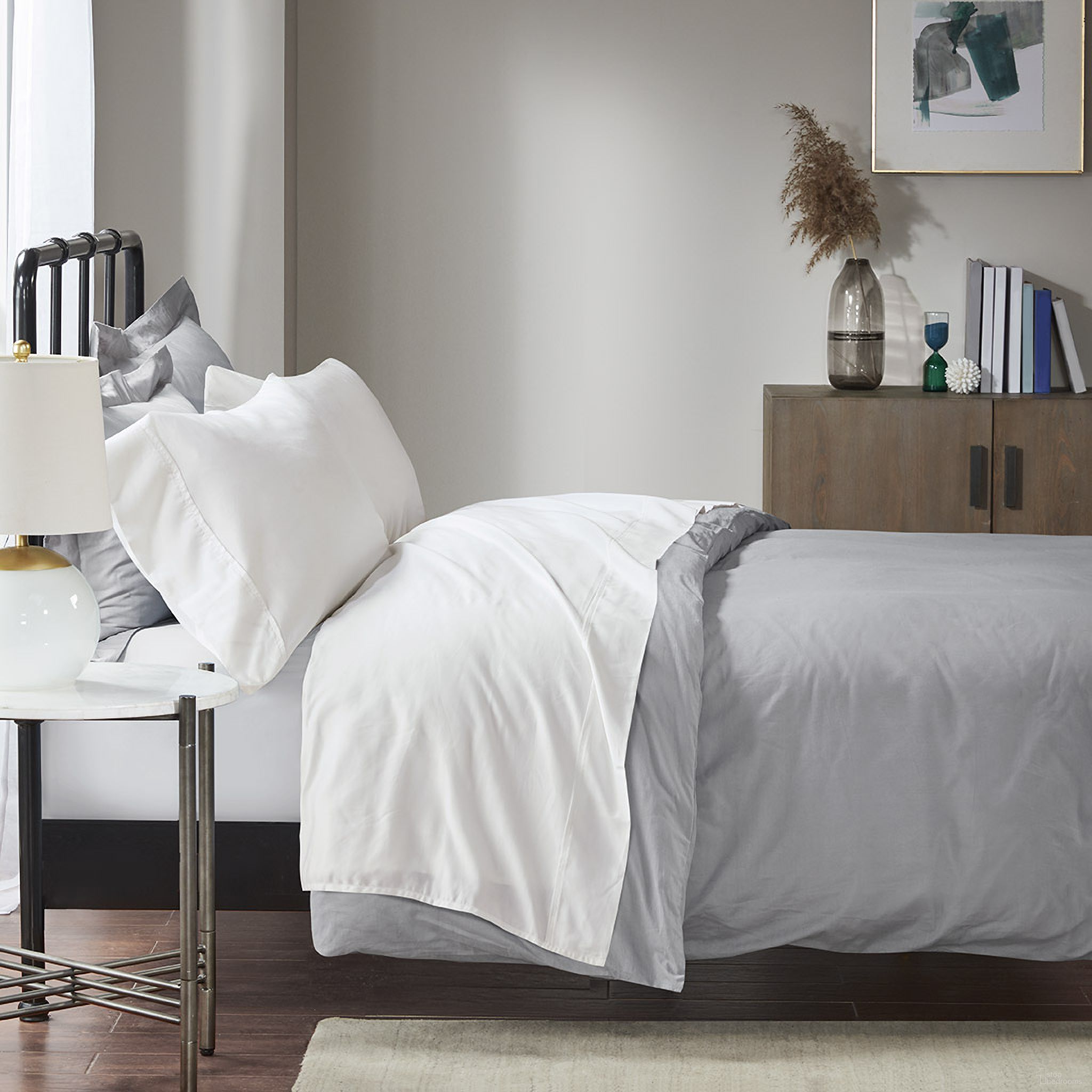 Cotton And Polyester Solid 4 Piece California King Sheet Set In White