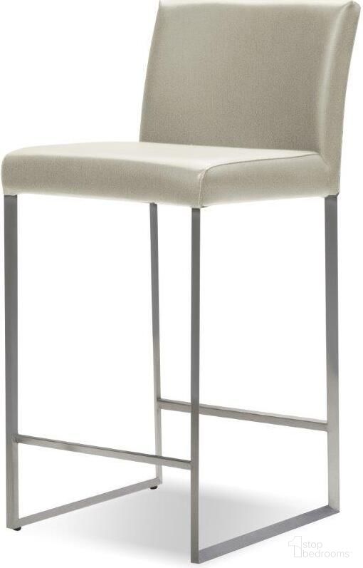 The appearance of Counter Stool Tate Wheat Leather, Brushed Ss designed by Mobital in the modern / contemporary interior design. This wheat piece of furniture was selected by 1StopBedrooms from Tate Collection to add a touch of cosiness and style into your home. Sku: DCS-TATE-WHEA-LE. Material: Stainless Steel.