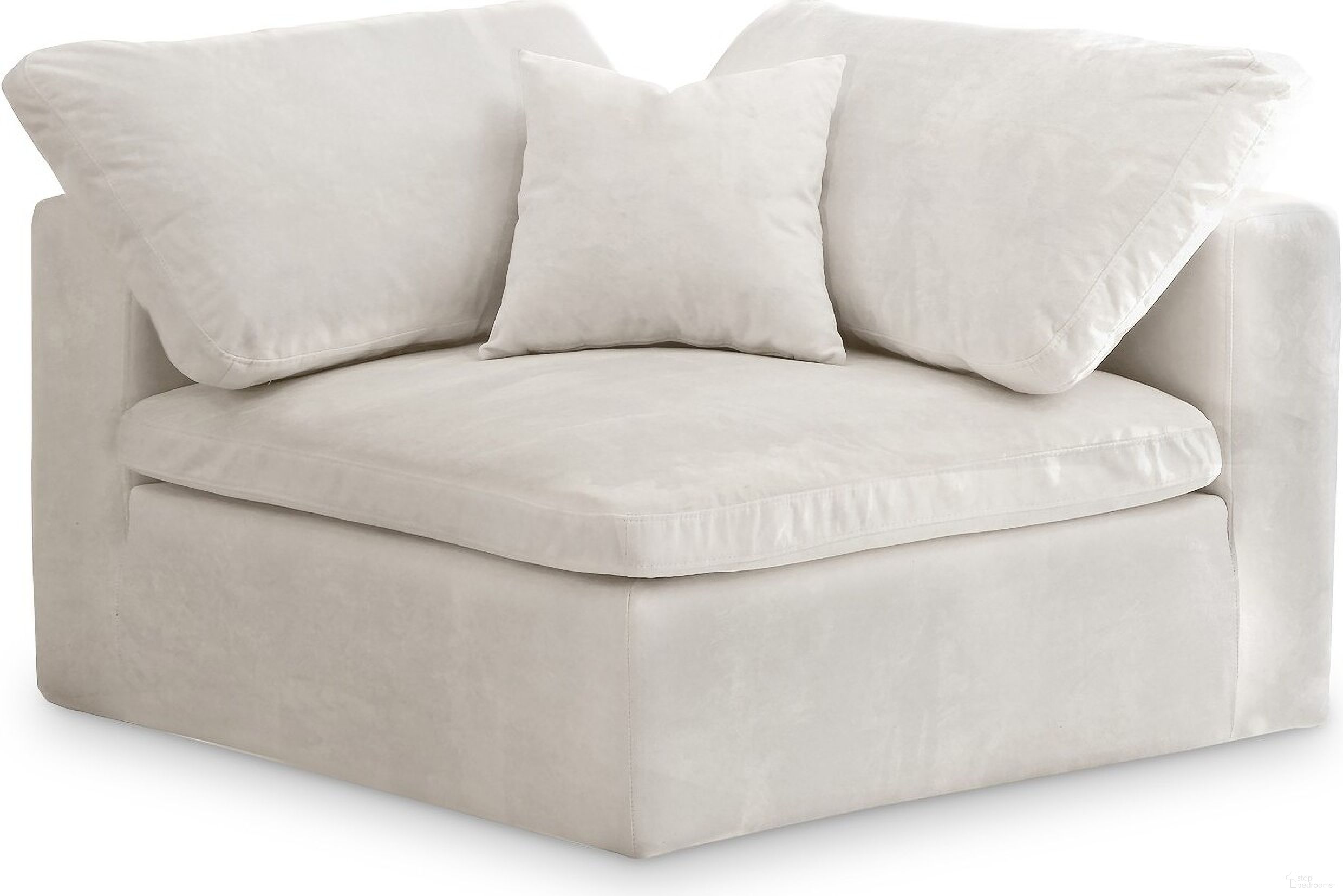 The appearance of Cozy Velvet Corner Chair In Cream designed by Meridian in the modern / contemporary interior design. This cream velvet piece of furniture was selected by 1StopBedrooms from Cozy Collection to add a touch of cosiness and style into your home. Sku: 634Cream-Corner. Material: Velvet.