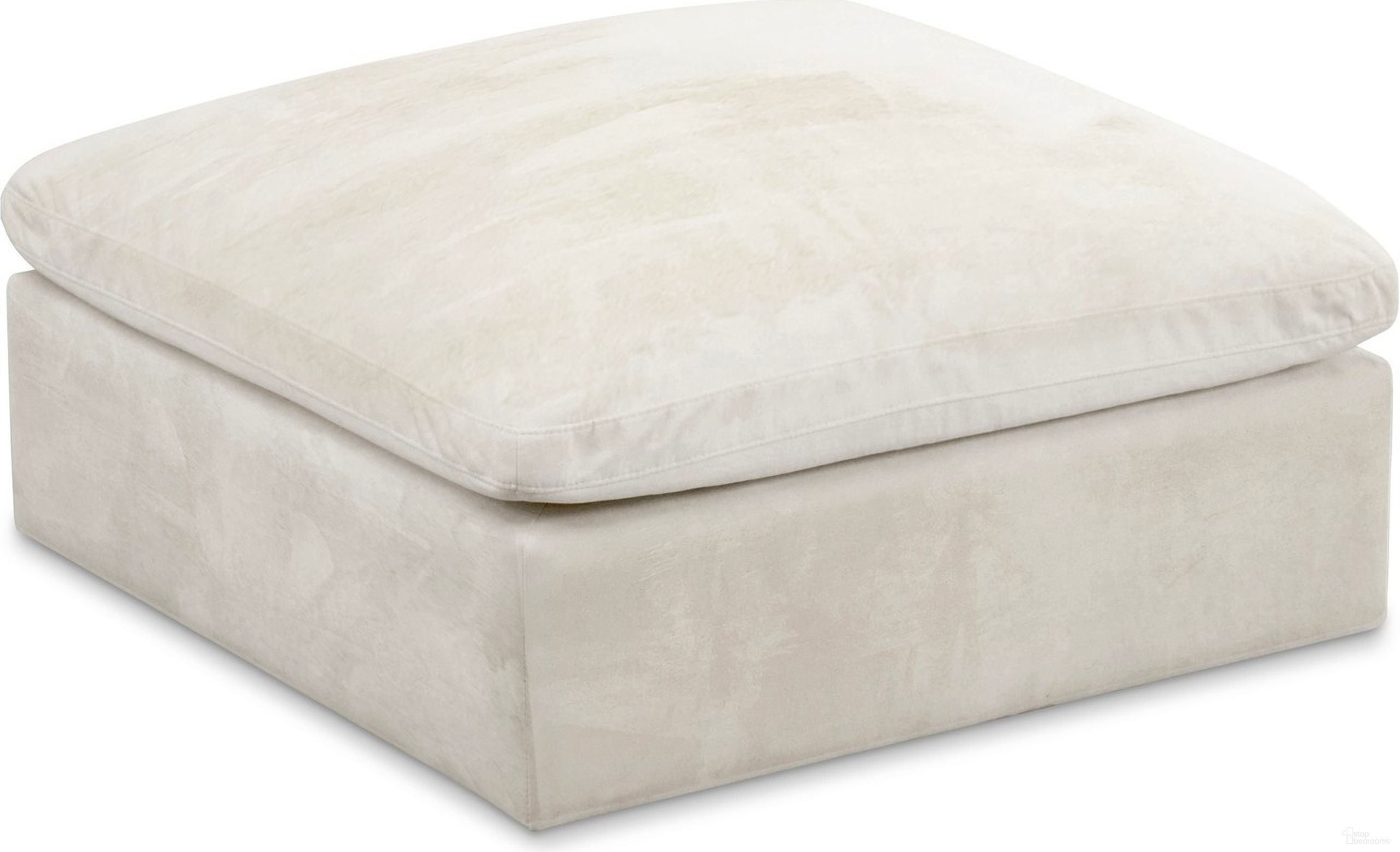 The appearance of Cozy Velvet Ottoman In Cream designed by Meridian in the modern / contemporary interior design. This cream velvet piece of furniture was selected by 1StopBedrooms from Cozy Collection to add a touch of cosiness and style into your home. Sku: 634Cream-Ott. Material: Velvet.