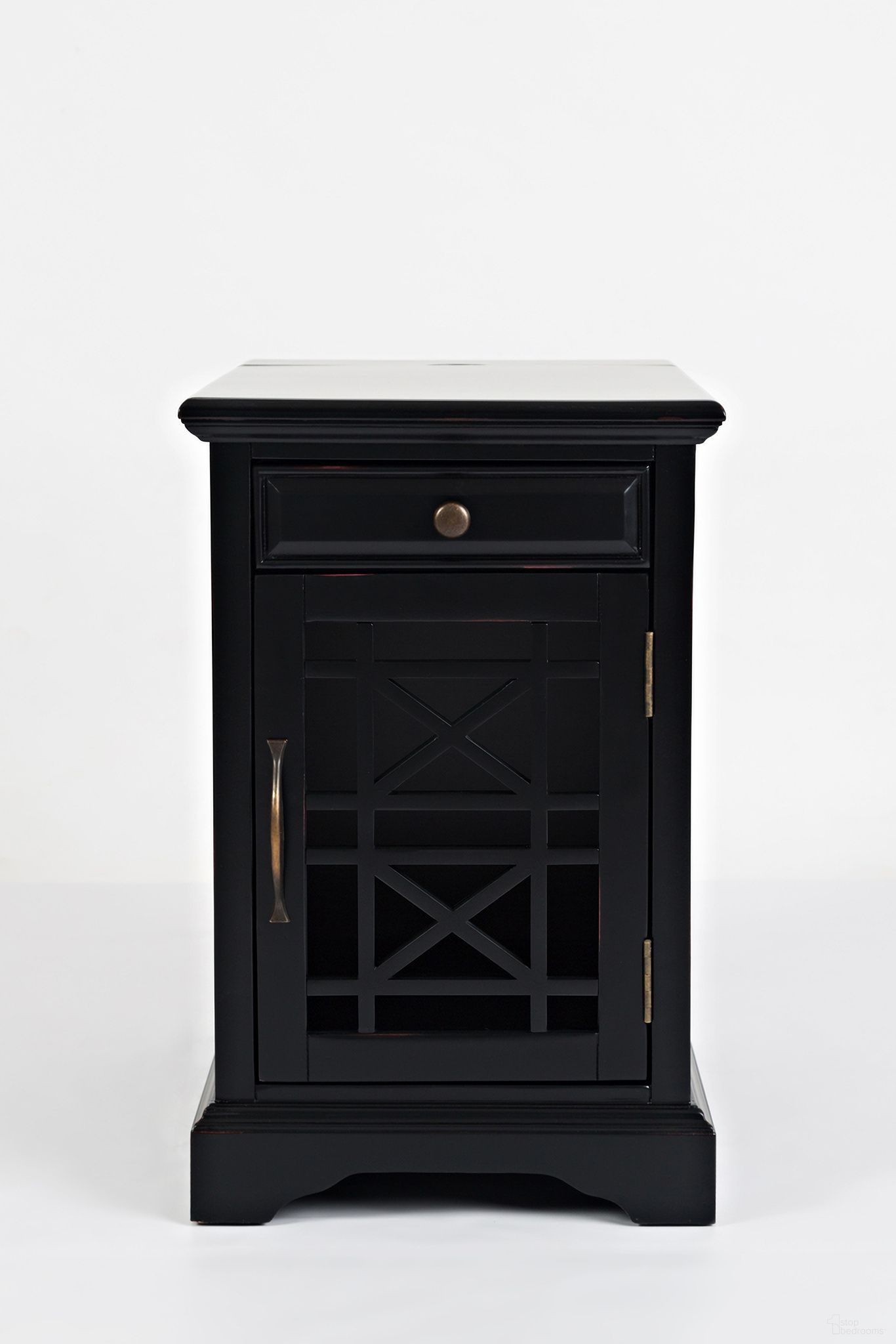 The appearance of Craftsman USB Charging Chairside End Table In Antique Black designed by Jofran in the transitional interior design. This antique black piece of furniture  was selected by 1StopBedrooms from Craftsman Collection to add a touch of cosiness and style into your home. Sku: 275-22. Material: Acacia.