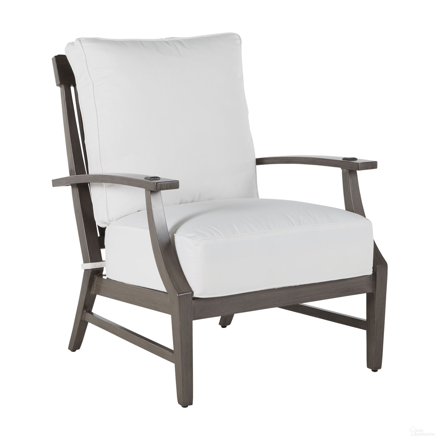 The appearance of Croquet Aluminum Lounge Chair In Bali Pearl designed by Summer Classics in the transitional interior design. This bali pearl piece of furniture  was selected by 1StopBedrooms from Croquet Aluminum Collection to add a touch of cosiness and style into your home. Sku: 333731+C312P4219N. Material: Aluminum.
