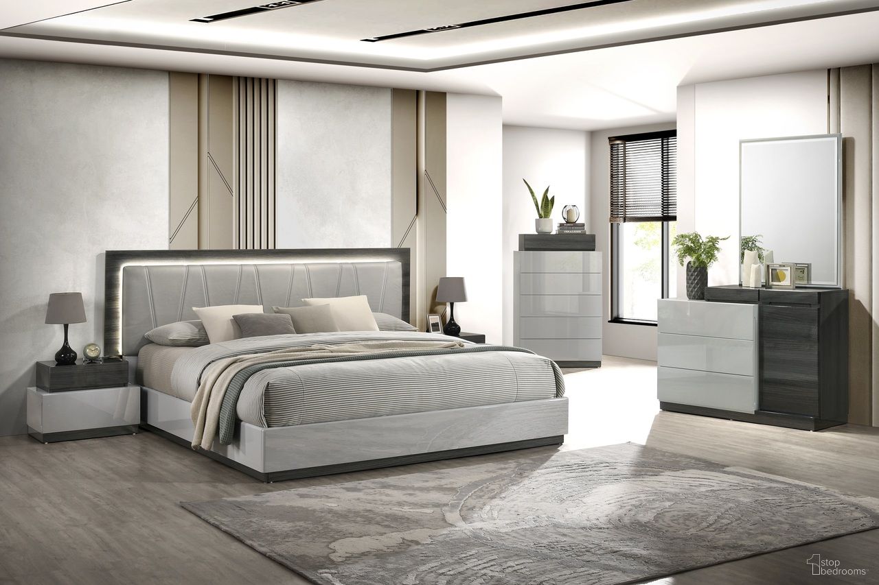 Cube Bedroom Set In Light Grey
