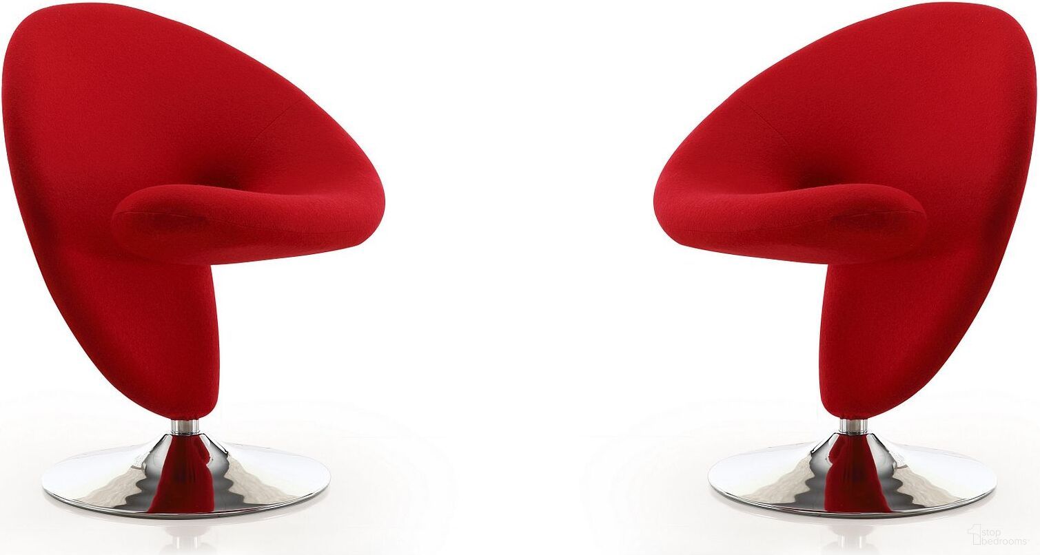 The appearance of Curl Swivel Accent Chair in Red and Polished Chrome (Set of 2) designed by Manhattan Comfort in the modern / contemporary interior design. This red piece of furniture  was selected by 1StopBedrooms from Curl Collection to add a touch of cosiness and style into your home. Sku: AC040-RD;AC040-RD. Material: Metal.