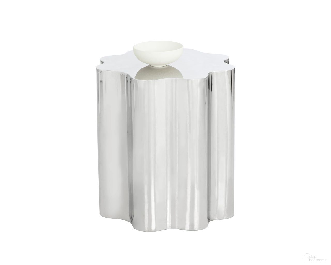 Dahlia End Table In Silver