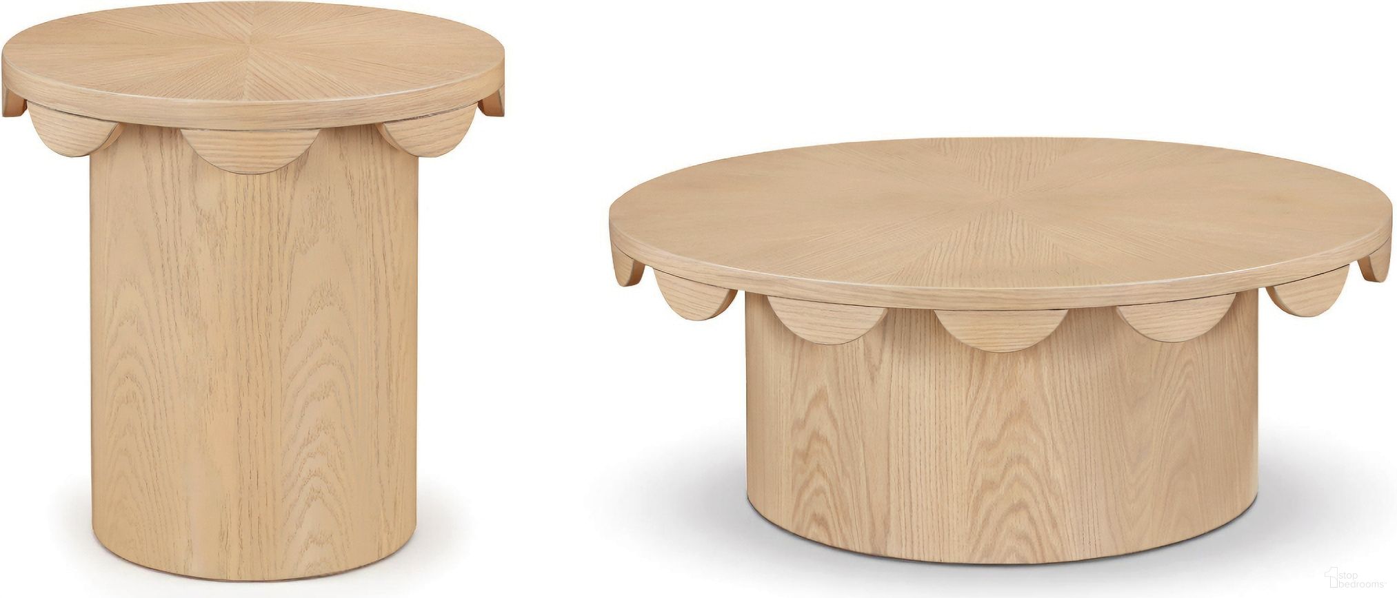 The appearance of Dahlia Oak Veneer Occasional Table Set In Natural designed by Meridian in the modern / contemporary interior design. This natural piece of furniture  was selected by 1StopBedrooms from Dahlia Collection to add a touch of cosiness and style into your home. Sku: 99094Natural-CT;99094Natural-ET. Material: MDF.