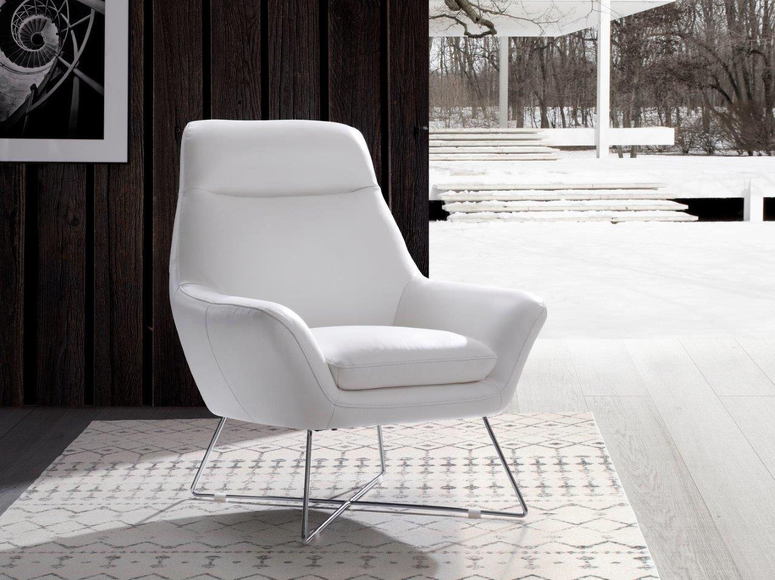 The appearance of Daiana Light Grey Chair designed by Whiteline Modern Living in the modern / contemporary interior design. This light grey piece of furniture was selected by 1StopBedrooms from Daiana Collection to add a touch of cosiness and style into your home. Sku: CH1352L-LGRY. Material: Stainless Steel.