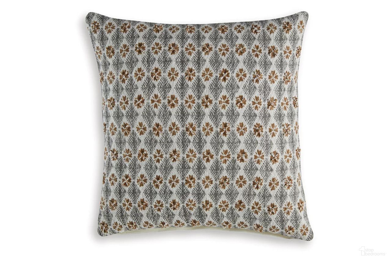 The appearance of Dainwick Pillow Set of 4 In White/Gray/Brown designed by Signature Design by Ashley in the transitional interior design. This white/gray/brown piece of furniture  was selected by 1StopBedrooms from Dainwick Collection to add a touch of cosiness and style into your home. Sku: A1001102. Material: Fabric.