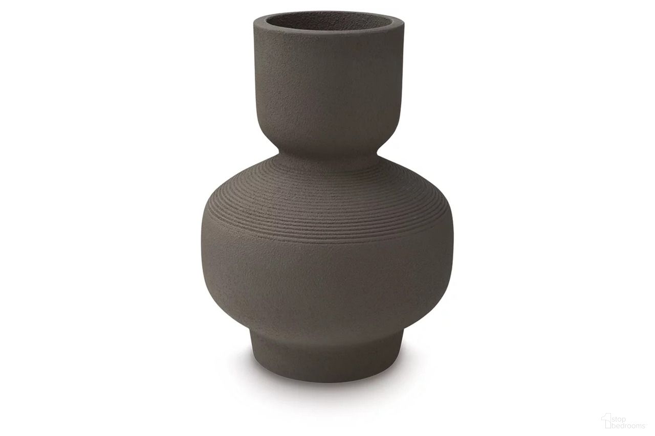The appearance of Dalsen Small Vase In Brown designed by Signature Design by Ashley in the transitional interior design. This brown piece of furniture was selected by 1StopBedrooms from Dalsen Collection to add a touch of cosiness and style into your home. Sku: A2000872.