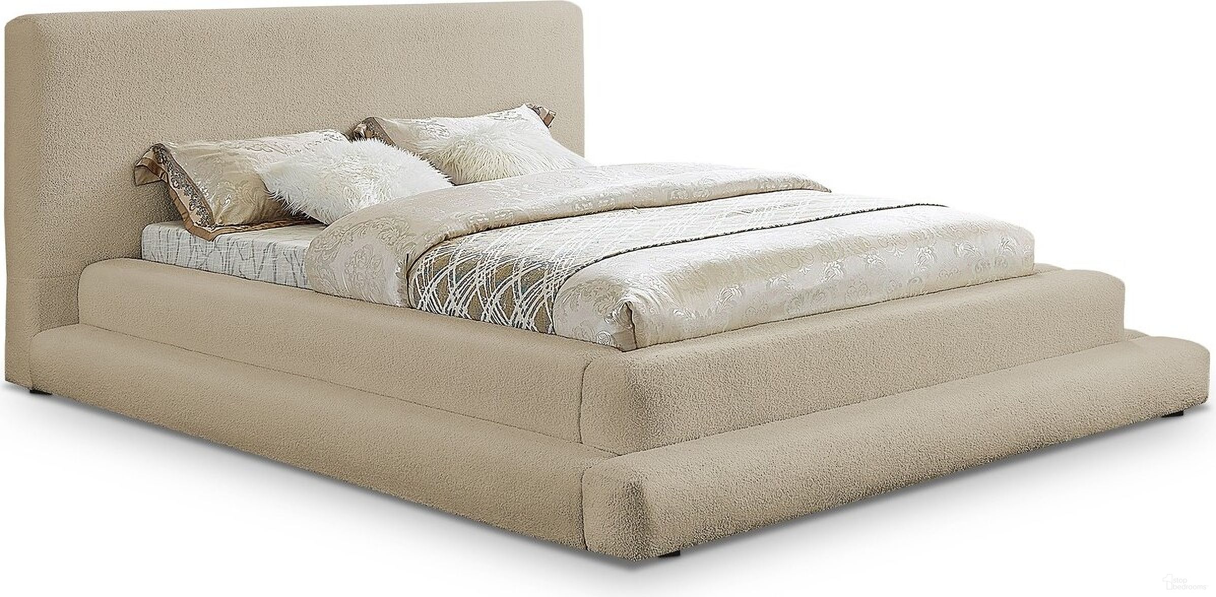 The appearance of Dane Teddy Fabric King Bed In Beige designed by Meridian in the modern / contemporary interior design. This beige piece of furniture was selected by 1StopBedrooms from Dane Collection to add a touch of cosiness and style into your home. Sku: DaneBeige-K Box 1/3 (HB / Slats);DaneBeige-K Box 2/3 (Inner FB / Inner Rails / Center Support Bar / HW);DaneBeige-K Box 3/3 (Outter Rails/ FB Outside Part). Bed Type: Panel Bed. Material: Wood. Bed Size: King.