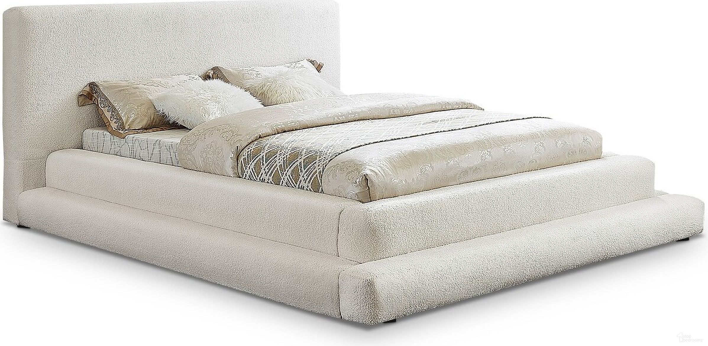 The appearance of Dane Teddy Fabric King Bed In Cream designed by Meridian in the modern / contemporary interior design. This cream piece of furniture was selected by 1StopBedrooms from Dane Collection to add a touch of cosiness and style into your home. Sku: DaneCream-K Box 1/3 (HB / Slats);DaneCream-K Box 2/3 (Inner FB / Inner Rails / Center Support Bar / HW);DaneCream-K Box 3/3 (Outter Rails/ FB Outside Part). Bed Type: Panel Bed. Material: Wood. Bed Size: King.