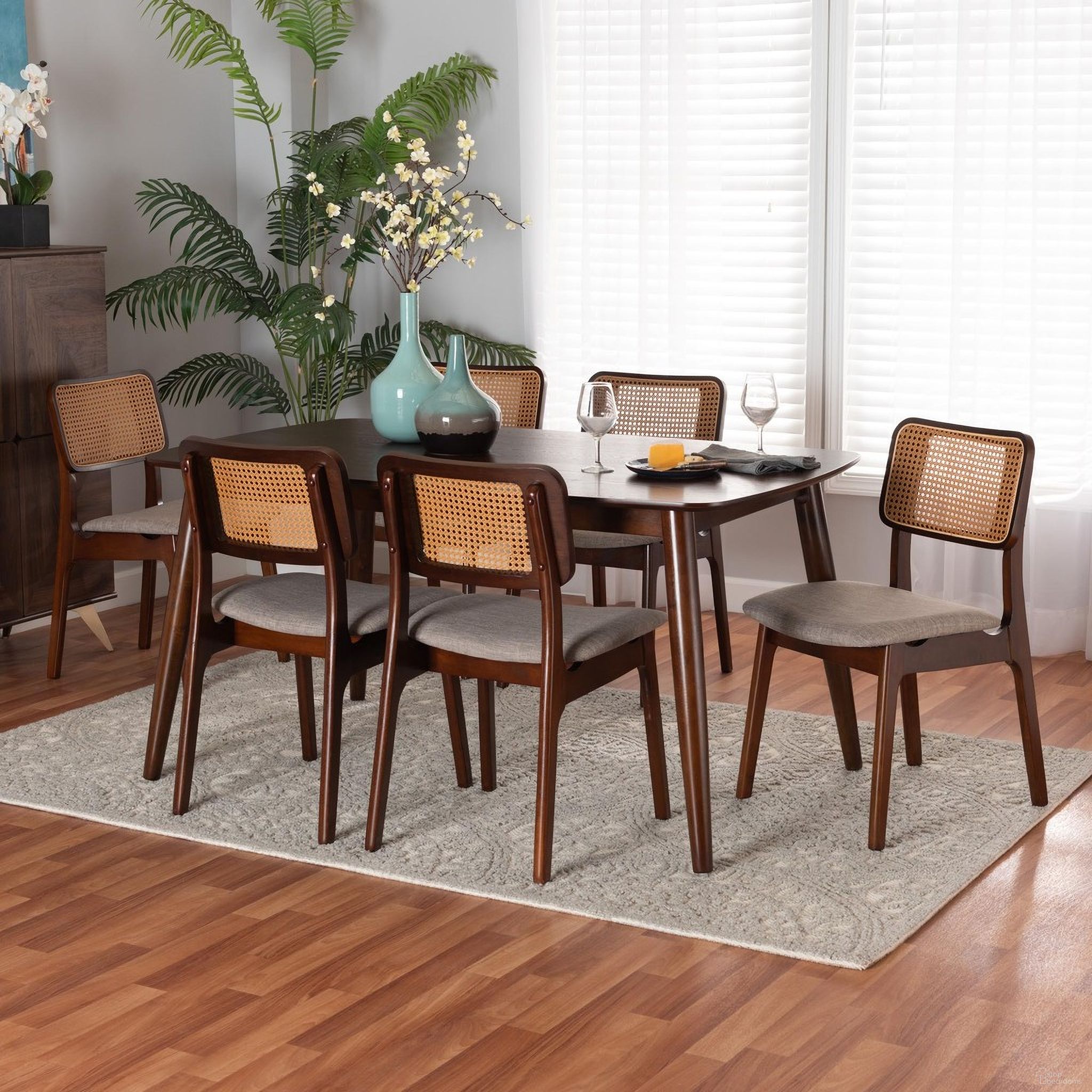 The appearance of Dannon Fabric and Wood 7 Piece Dining Set In Grey and Walnut Brown designed by Baxton Studio in the transitional interior design. This grey and walnut piece of furniture was selected by 1StopBedrooms from Dannon Collection to add a touch of cosiness and style into your home. Sku: CS001C-Walnut/Light Grey-7PC Dining Set. Material: Rubberwood.