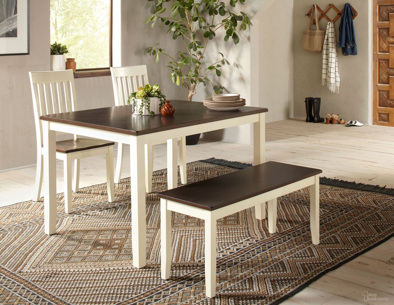 The appearance of Decatur Lane 4 Piece Solid Wood Counter Height Set In White designed by Jofran in the transitional interior design. This white piece of furniture was selected by 1StopBedrooms from Decatur Lane Collection to add a touch of cosiness and style into your home. Sku: 1826. Material: Acacia.