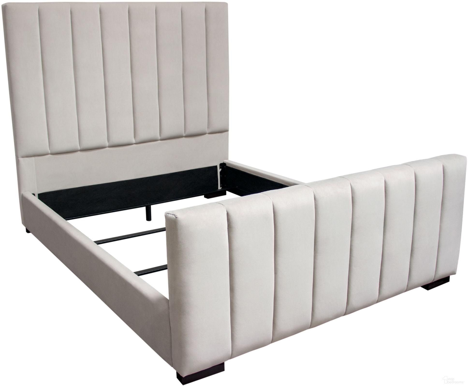 The appearance of Diamond Sofa Venus Light Grey Velvet Channel King Bed designed by Diamond Sofa in the modern / contemporary interior design. This light grey piece of furniture was selected by 1StopBedrooms from Venus Collection to add a touch of cosiness and style into your home. Sku: VENUSLGEKHB;VENUSLGEKFB;VENUSLGEKSR. Bed Type: Panel Bed. Bed Size: King. Material: Velvet.