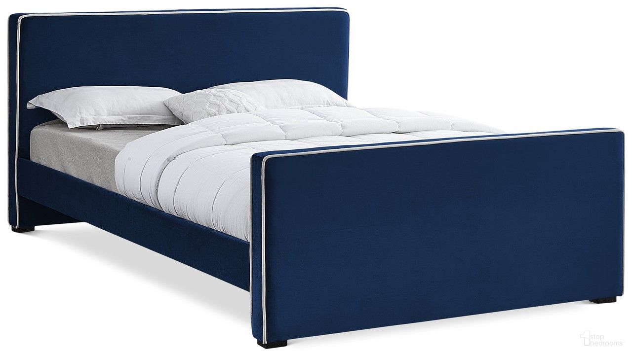 Dillard Velvet Queen Bed In Navy