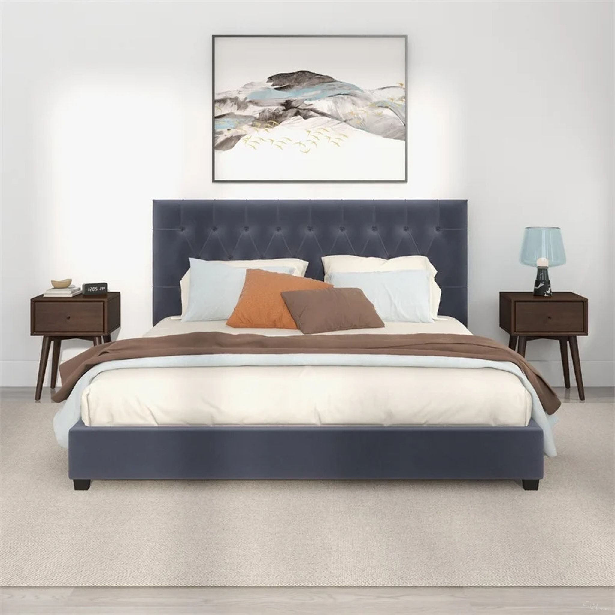 Donald King Grey Velvet Platform Bed