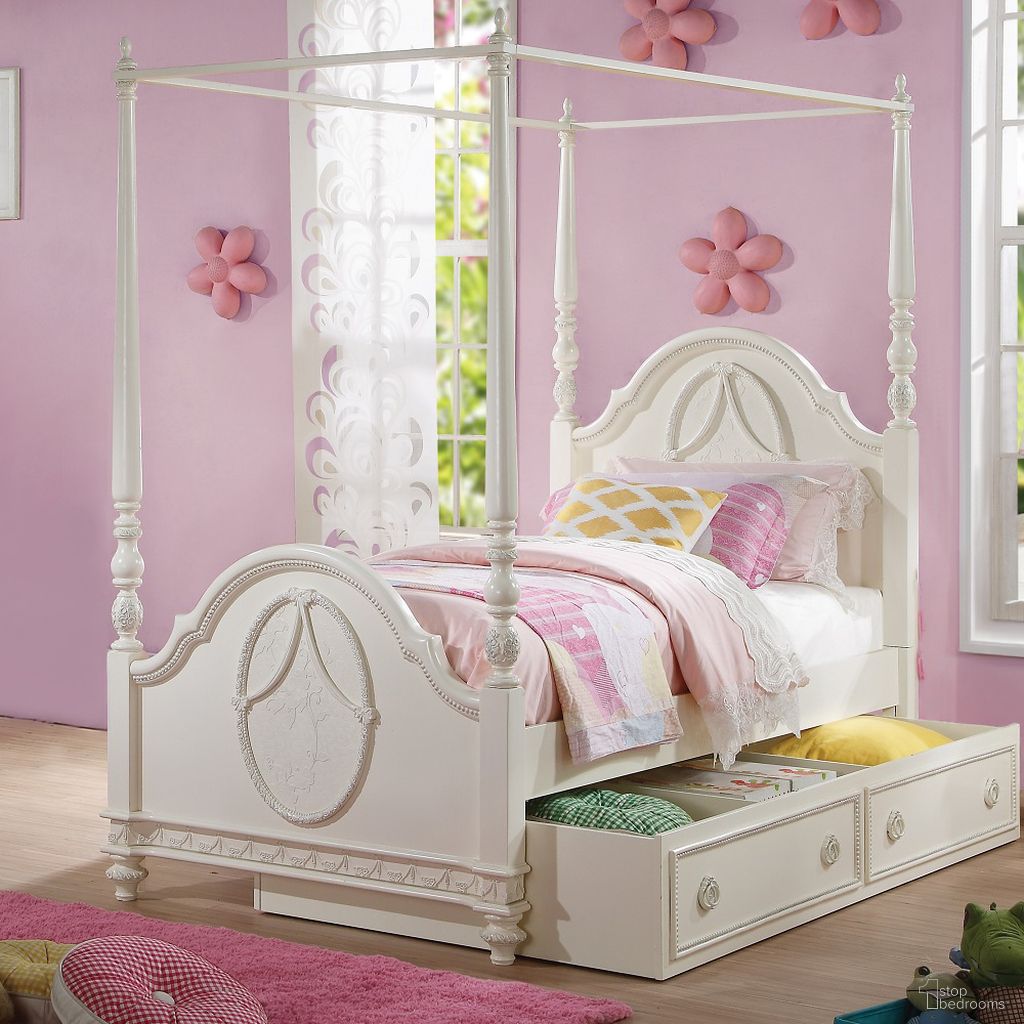 The appearance of Dorothy Full Post Bed In Ivory designed by ACME in the transitional interior design. This ivory piece of furniture was selected by 1StopBedrooms from Dorothy Collection to add a touch of cosiness and style into your home. Sku: BD02259F1;BD02259F2;BD02259F3. Bed Type: Poster Bed. Material: Wood. Bed Size: Full.