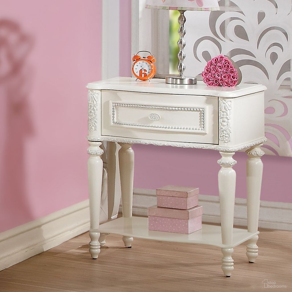 The appearance of Dorothy Nightstand with 1 Drawer In Ivory designed by ACME in the transitional interior design. This ivory piece of furniture was selected by 1StopBedrooms from Dorothy Collection to add a touch of cosiness and style into your home. Sku: BD02267. Material: Wood.