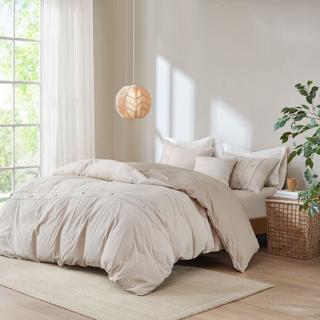 The appearance of Dover 5 Piece Organic Cotton Oversized Full/Queen Comforter Cover Set with Removable Insert In Natural designed by Olliix in the transitional interior design. This natural piece of furniture  was selected by 1StopBedrooms from Dover Collection to add a touch of cosiness and style into your home. Sku: LCN10-0105. Bed Size: Full. Material: Cotton.