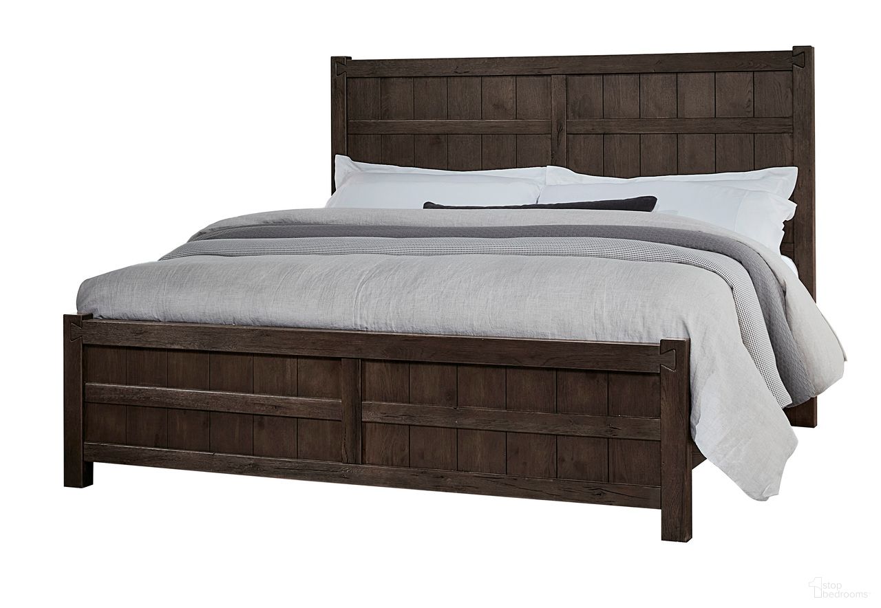 The appearance of Dovetail King Board and Batten Bed In Java designed by Vaughan Bassett in the transitional interior design. This java piece of furniture was selected by 1StopBedrooms from Dovetail Collection to add a touch of cosiness and style into your home. Sku: 750-669;750-966;750-922;MS-MS2. Bed Type: Panel Bed. Material: Wood. Bed Size: King.