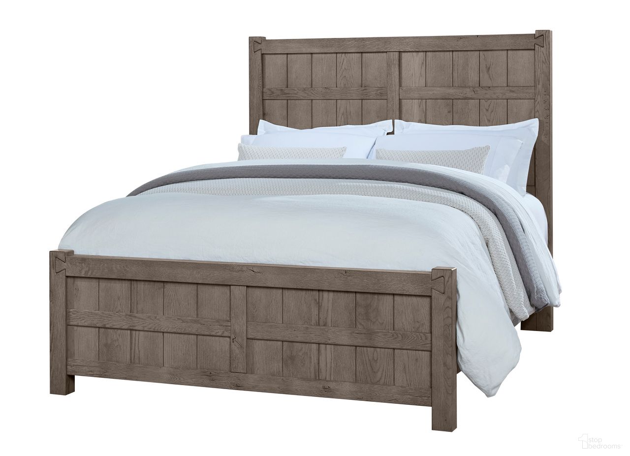 The appearance of Dovetail Queen Board and Batten Bed In Mystic Grey designed by Vaughan Bassett in the transitional interior design. This mystic grey piece of furniture was selected by 1StopBedrooms from Dovetail Collection to add a touch of cosiness and style into your home. Sku: 751-559;751-955;751-922. Bed Type: Panel Bed. Material: Wood. Bed Size: Queen.