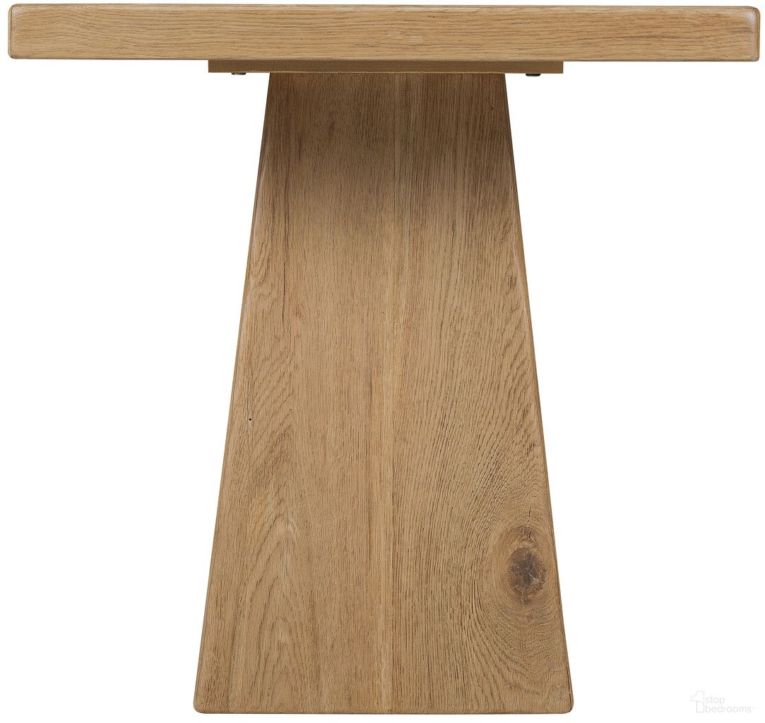 The appearance of Driftwood End Table In Light Wood designed by Hooker in the transitional interior design. This light wood piece of furniture was selected by 1StopBedrooms from Driftwood Collection to add a touch of cosiness and style into your home. Sku: 6820-80113-80. Material: Solid Oak.