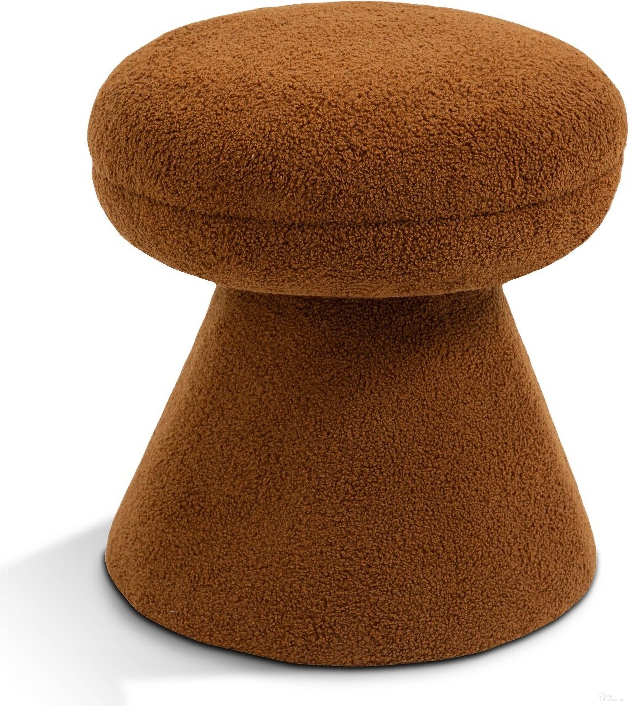 The appearance of Drum Faux Shearling Teddy Fabric Ottoman In Saddle designed by Meridian in the modern / contemporary interior design. This saddle piece of furniture was selected by 1StopBedrooms from Drum Collection to add a touch of cosiness and style into your home. Sku: 195Saddle. Material: Plywood.