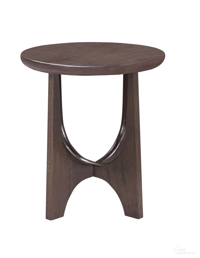 The appearance of Dunnigan Round End Table In Antique Brown Oak designed by Bassett Mirror Company in the modern / contemporary interior design. This antique brown piece of furniture  was selected by 1StopBedrooms from Dunnigan Collection to add a touch of cosiness and style into your home. Sku: 7099-LR-220. Material: Wood.