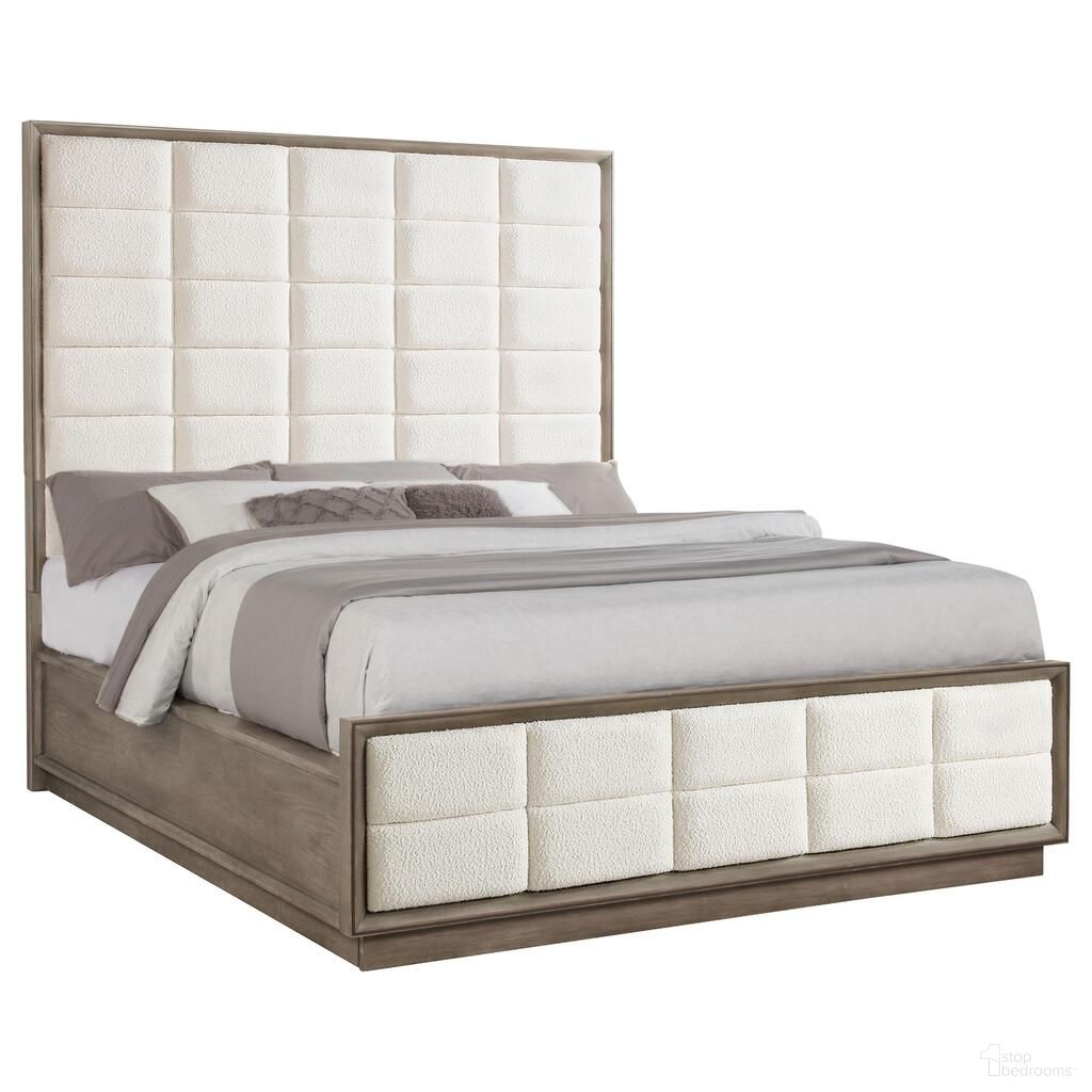 Durango 77 Inch California King Panel Bed In Washed Oak