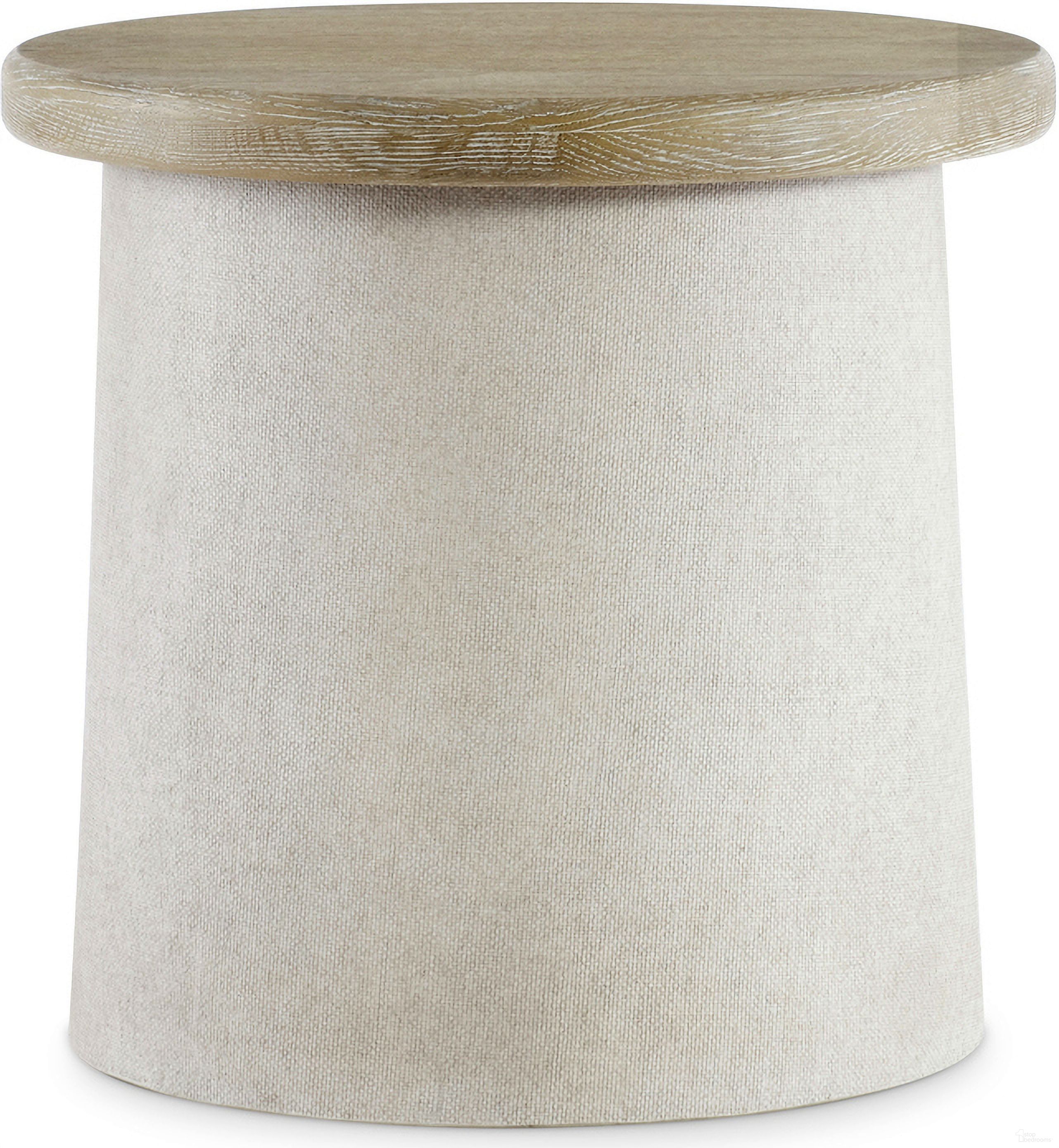 The appearance of Easley Side Table In Beige and Tan designed by Bernhardt in the modern / contemporary interior design. This beige/tan piece of furniture  was selected by 1StopBedrooms from Easley Collection to add a touch of cosiness and style into your home. Sku: 563123. Material: Resin.