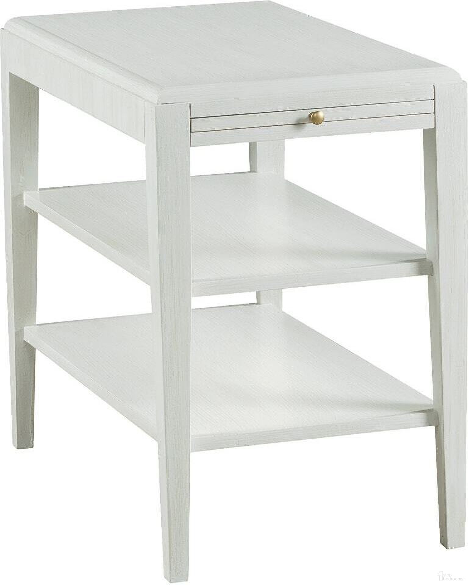 The appearance of East Camden Chairside Table In Pearl designed by Fairfield Chair in the modern / contemporary interior design. This pearl piece of furniture was selected by 1StopBedrooms from East Camden Collection to add a touch of cosiness and style into your home. Sku: 8098-CS. Material: Poplar.