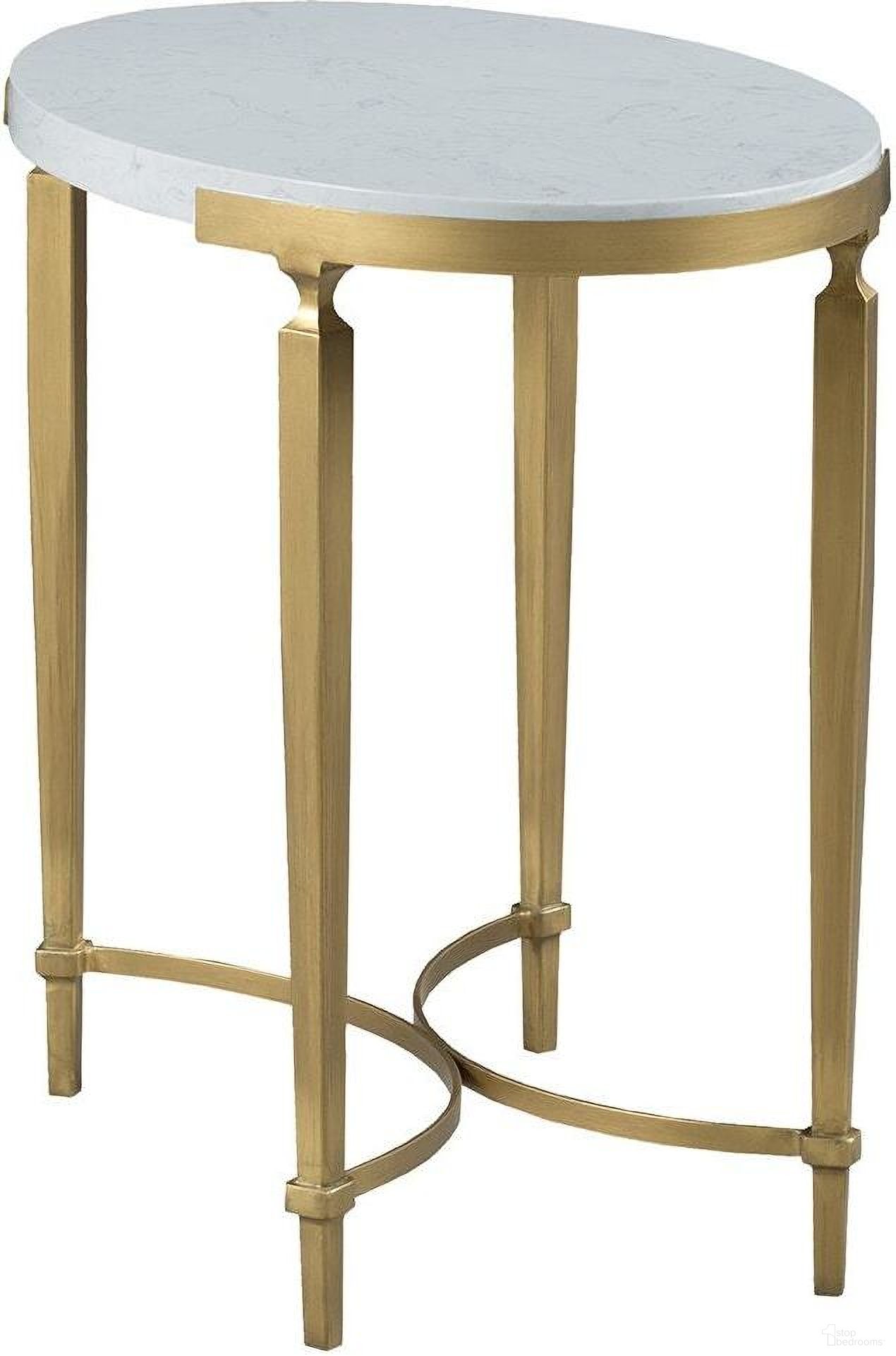 The appearance of East Camden Oval End Table In Pearl designed by Fairfield Chair in the modern / contemporary interior design. This pearl piece of furniture was selected by 1StopBedrooms from East Camden Collection to add a touch of cosiness and style into your home. Sku: 8098-47. Material: Metal.