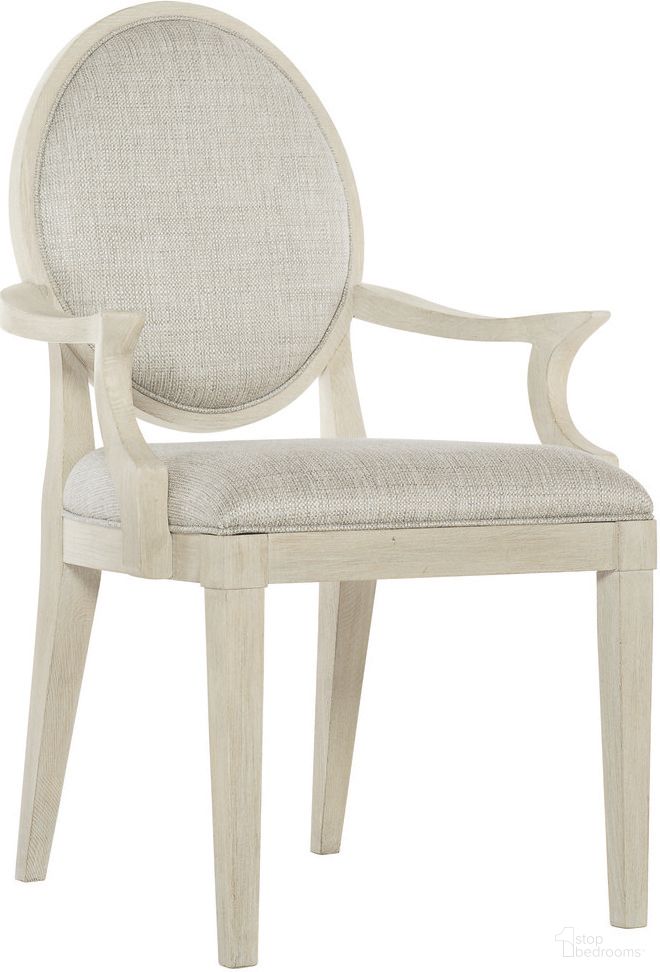 The appearance of East Hampton Oval Back Arm Chair designed by Bernhardt in the modern / contemporary interior design. This cerused linen piece of furniture was selected by 1StopBedrooms from East Hampton Collection to add a touch of cosiness and style into your home. Sku: 395562. Material: Fabric. Chair Type: Arm Chair.