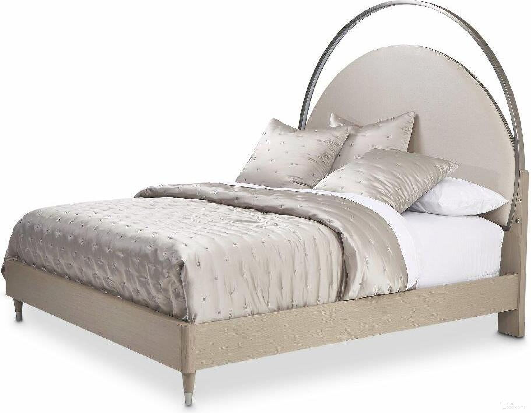 The appearance of Eclipse Queen Upholstered Bed With Led Lights In Moonlight designed by Michael Amini in the modern / contemporary interior design. This moonlight piece of furniture was selected by 1StopBedrooms from Eclipse Collection to add a touch of cosiness and style into your home. Sku: KI-ECLP012-135;KI-ECLP132-135;9000238-00. Material: Steel. Bed Size: Queen. Bed Type: Upholstered Bed.