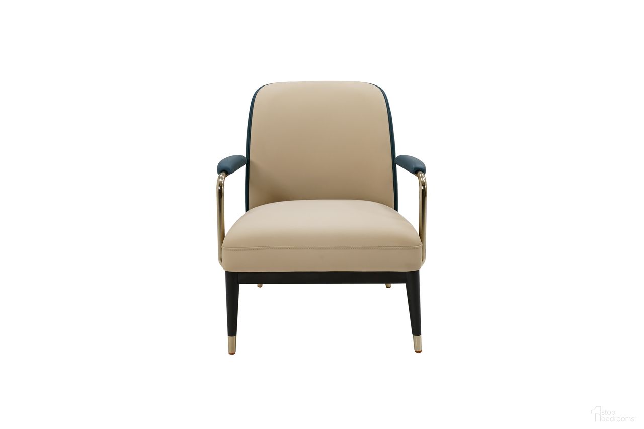 The appearance of Elan Lusso Leisure Leather Chair In Champagne Gold designed by Klaussner Home Furnishings in the modern / contemporary interior design. This champagne gold piece of furniture  was selected by 1StopBedrooms from Elan Collection to add a touch of cosiness and style into your home. Sku: ZS1001-9. Material: Leather.