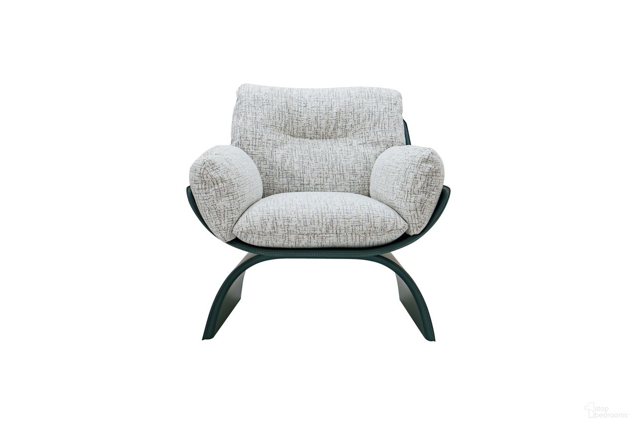 The appearance of Elan Spazio Leather Lounge Chair In Light Gray designed by Klaussner Home Furnishings in the modern / contemporary interior design. This light gray piece of furniture was selected by 1StopBedrooms from Elan Collection to add a touch of cosiness and style into your home. Sku: ZS1002-9. Material: Leather.