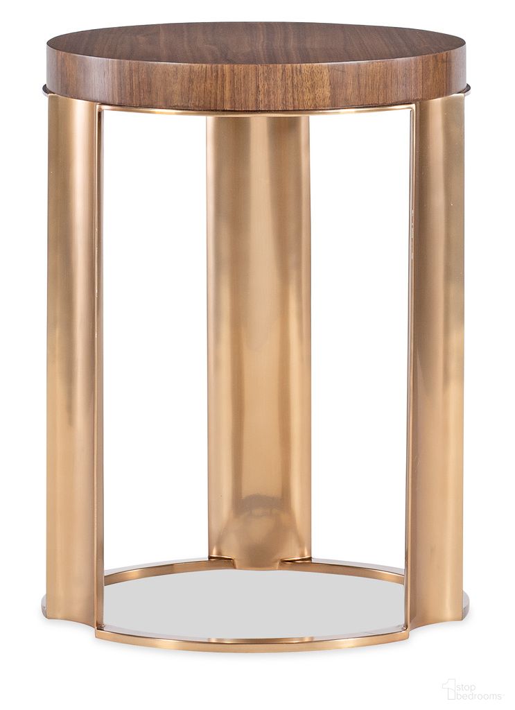 The appearance of Eleana Accent Table In Walnut and Bronze designed by Hooker in the transitional interior design. This walnut and bronze piece of furniture was selected by 1StopBedrooms from Eleana Collection to add a touch of cosiness and style into your home. Sku: 7252-50005-85. Material: Walnut Veneer.