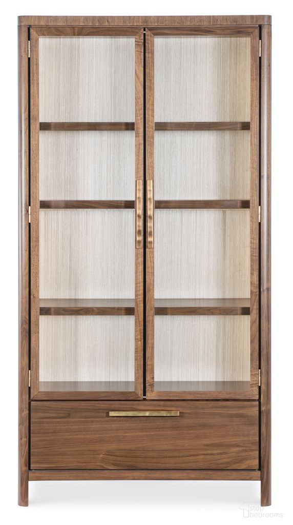 The appearance of Eleana Display Cabinet In Walnut and Beige designed by Hooker in the transitional interior design. This walnut and beige piece of furniture was selected by 1StopBedrooms from Eleana Collection to add a touch of cosiness and style into your home. Sku: 7252-75906-85. Material: Walnut Veneer.