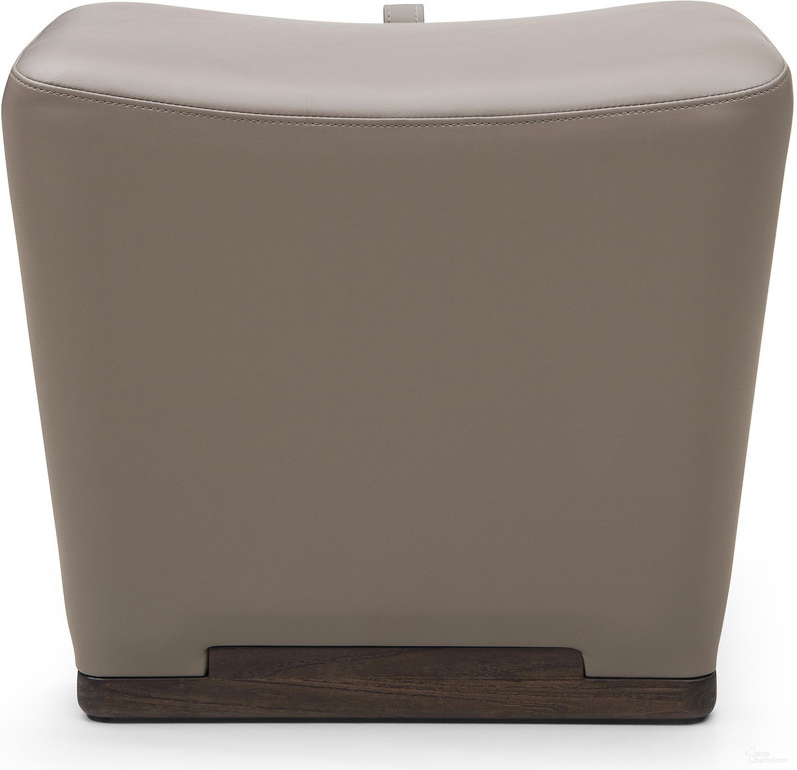 The appearance of Electra Taupe Ottoman designed by Bellini Modern Living in the modern / contemporary interior design. This beige piece of furniture  was selected by 1StopBedrooms from Electra Collection to add a touch of cosiness and style into your home. Sku: ELECTRA TPE. Material: Leather.