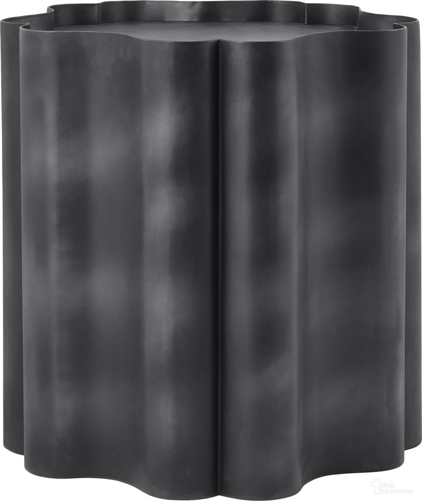 The appearance of Eloise Iron End Table In Black and Antique Black designed by Meridian in the modern / contemporary interior design. This black and antique black piece of furniture  was selected by 1StopBedrooms from Eloise Collection to add a touch of cosiness and style into your home. Sku: 99022Black-ET. Material: Iron.