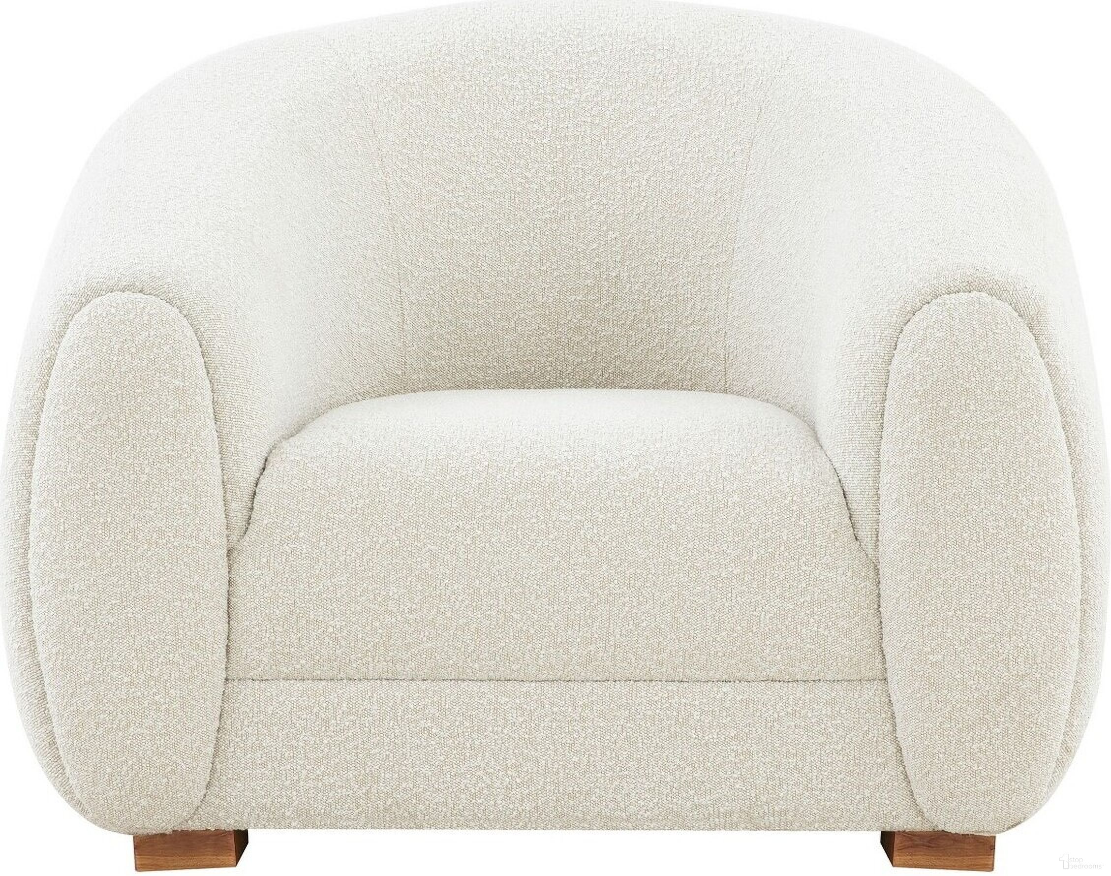 The appearance of Emiliana Boucle Accent Chair In Ivory designed by Safavieh Couture in the glam interior design. This ivory piece of furniture was selected by 1StopBedrooms from Emiliana Collection to add a touch of cosiness and style into your home. Sku: SFV4769A. Material: Boucle.