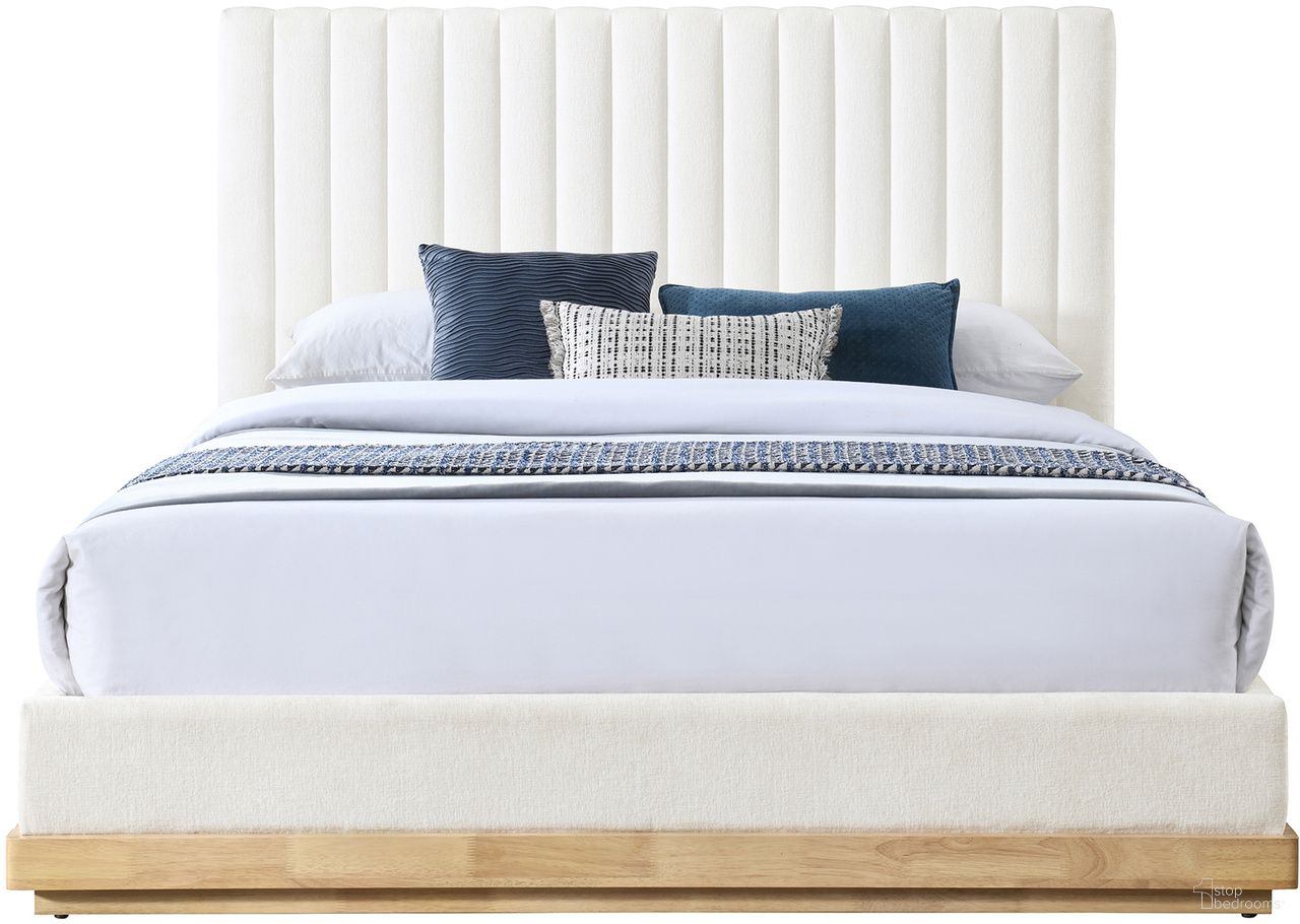 The appearance of Emmet Chenille Fabric Full Bed In Natural and Cream designed by Meridian in the modern / contemporary interior design. This natural/cream piece of furniture  was selected by 1StopBedrooms from Emmet Collection to add a touch of cosiness and style into your home. Sku: B1244Cream-F Box 1/3 (Headboard);B1244Cream-F Box 2/3 (Footboard / Rails / Legs / Hardware);B1244Cream-F Box 3/3 (Slats). Bed Size: Full. Material: Chenille. Bed Type: Upholstered Bed.