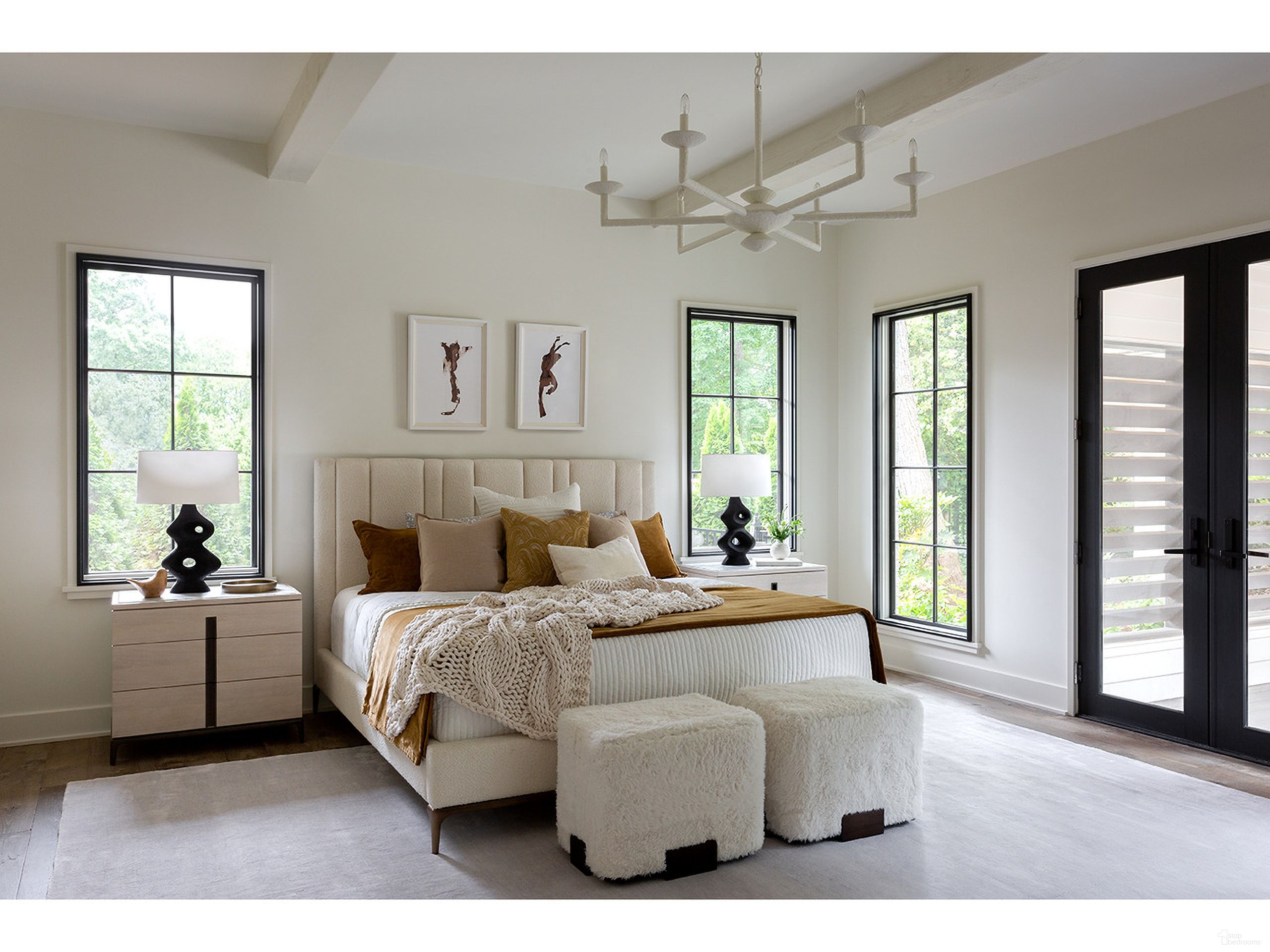 Erinn V X Universal Summerland Bedroom Set