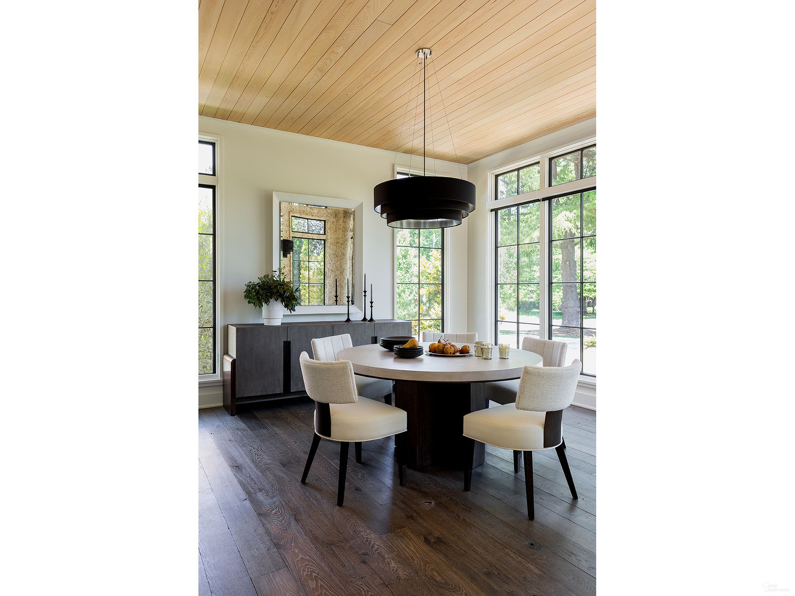 The appearance of Erinn V X Universal Topanga Round Dining Room Set In Silver Fox and Otter designed by Universal in the modern / contemporary interior design. This silver piece of furniture  was selected by 1StopBedrooms from Erinn V X Universal Collection to add a touch of cosiness and style into your home. Sku: U225B757;U225D734P. Table Base Style: Pedestal. Material: Metal. Size: 60".