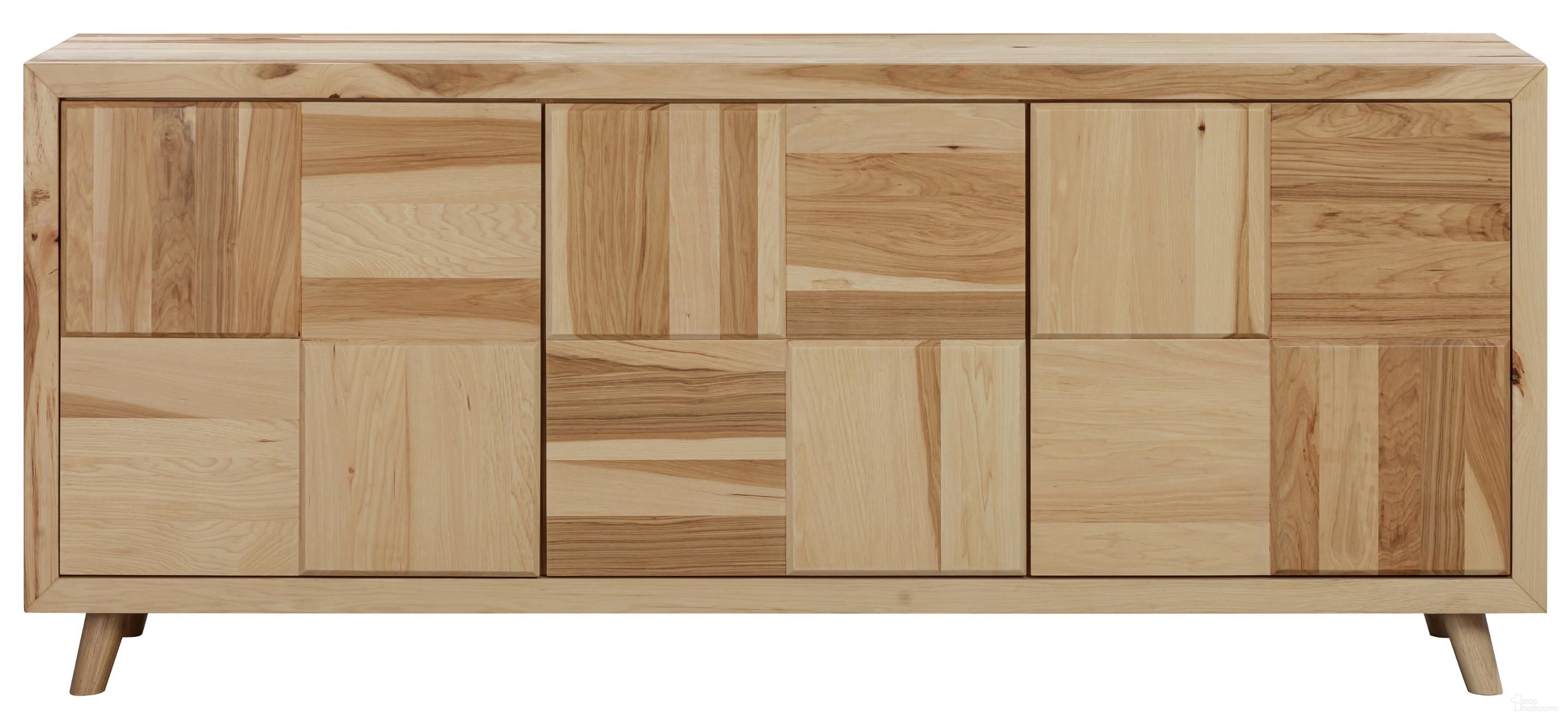 The appearance of Esmond 3 Door Sideboard In Natural designed by A-America in the modern / contemporary interior design. This natural piece of furniture was selected by 1StopBedrooms from Esmond Collection to add a touch of cosiness and style into your home. Sku: ESMNT9020. Material: Hickory.
